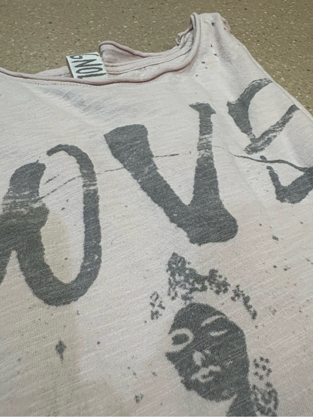 ✨ RARE ✨ Magnolia Pearl "Love Is My Religion" Buddha Tee in Molly - Picture 5 of 5